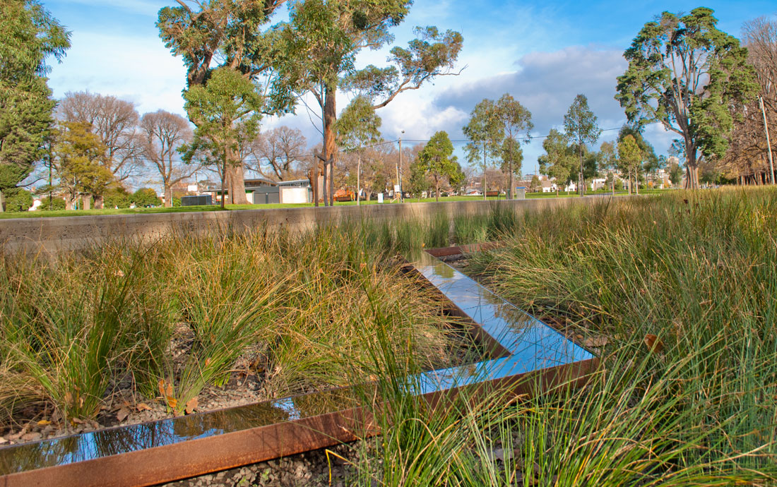 Edinburgh Gardens Raingarden by GHD Pty Ltd 03